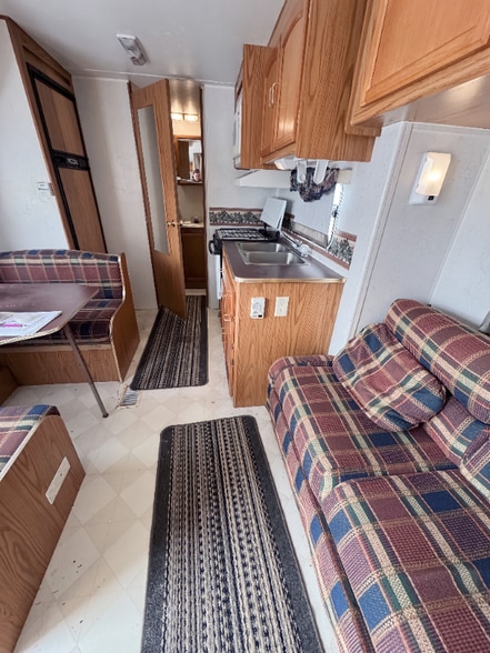 Building Photo - 200 N 28th St