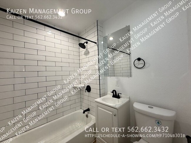 Building Photo - 717 Pacific Ave