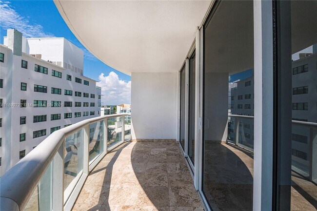 Building Photo - 6365 Collins Ave