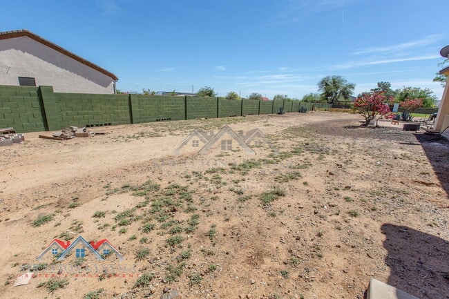 Building Photo - 38414 N 12th St