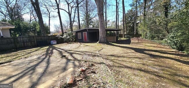 Building Photo - 320 Adair St