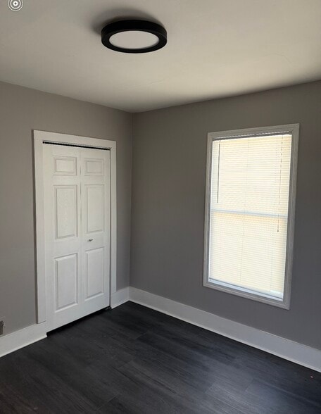 Building Photo - 35 Fearless Ave