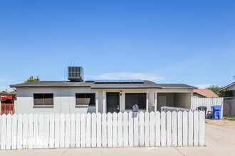 Building Photo - 6233 S 18th Ave