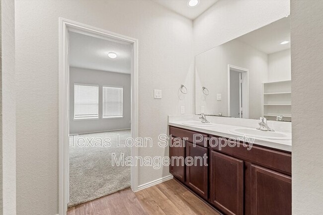 Building Photo - 21143 Waze Lewis Dr