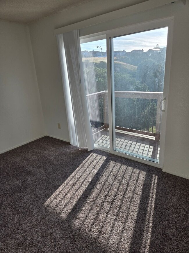 Building Photo - Pismo Beach home in great neighborhood