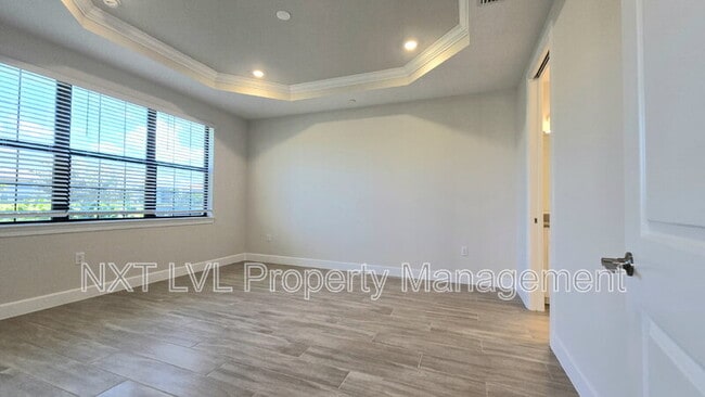 Building Photo - 15319 Lucerna St