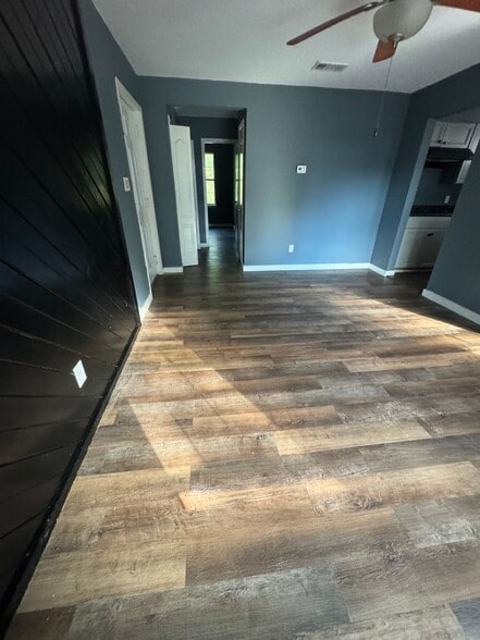 Building Photo - 1881 Nekoma Ct