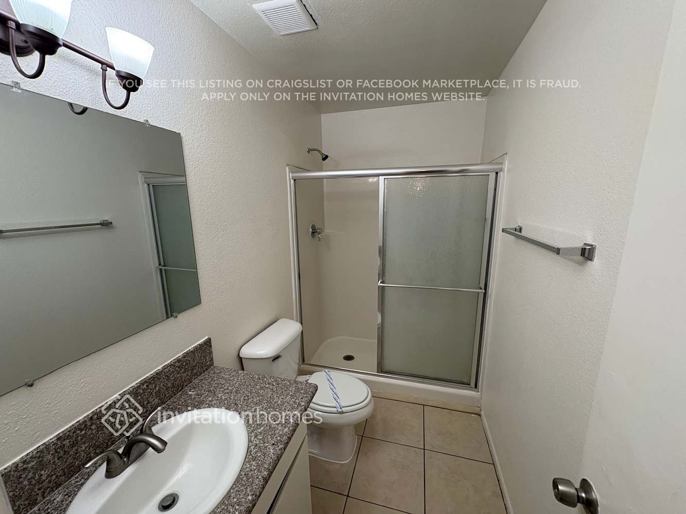 Building Photo - 4815 W Gardenia Ave