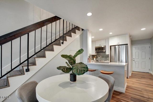 Building Photo - 385 E Surfside Dr