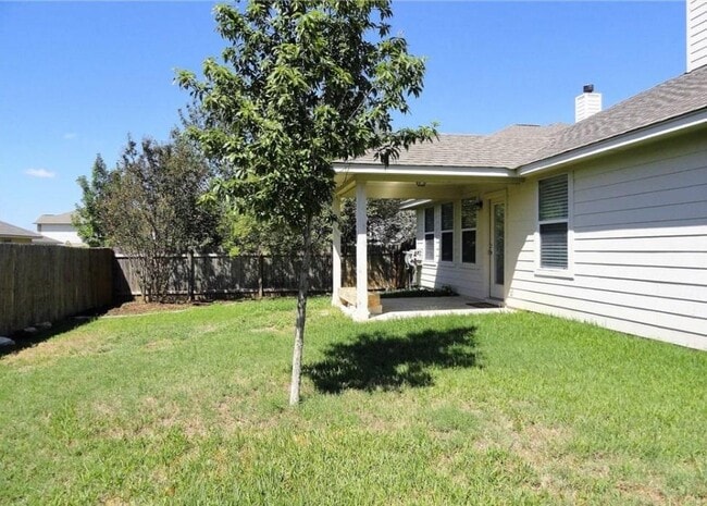 Building Photo - 7810 Squirrel Hollow Dr