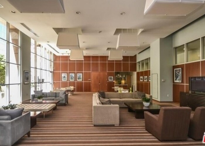 Community Lounge - 801 S Grand Ave