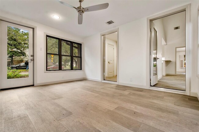 Building Photo - 427 Ashford Forest Dr