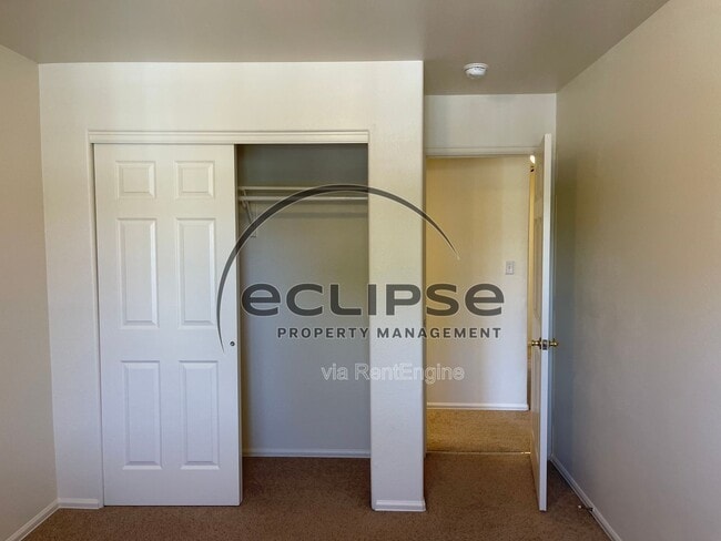 Building Photo - 497 Coronado Ct
