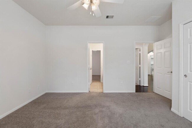 Building Photo - 8193 Tranquil Lake Way