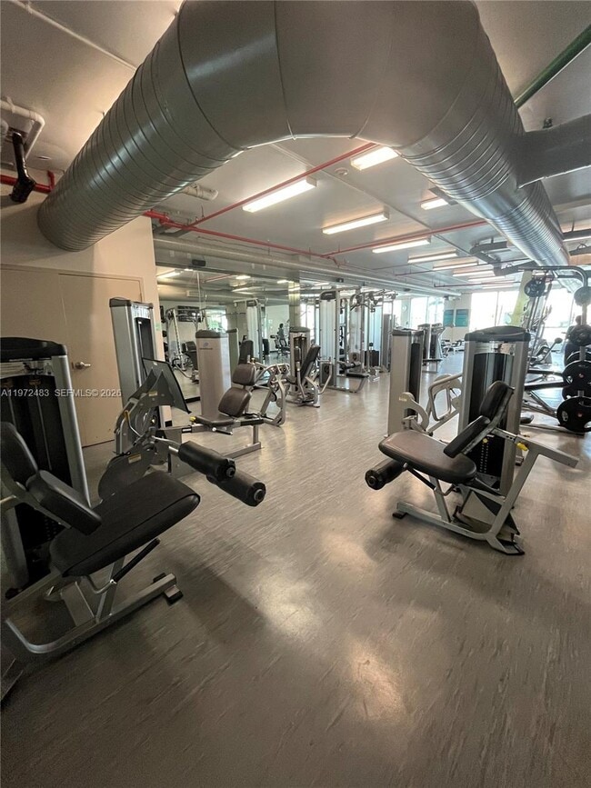 Building Photo - 3029 NE 188th St