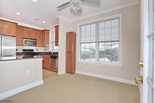 Building Photo - 6107 Brookhaven Court