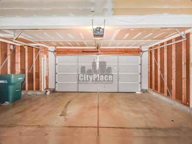 Building Photo - 4324 Blue Spruce Ct