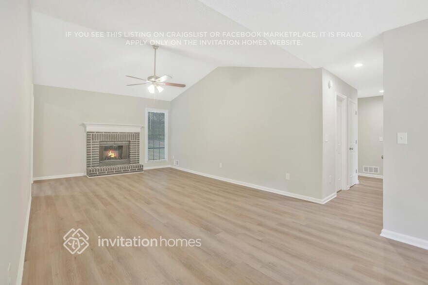 Building Photo - 5900 Branden Hill Ln