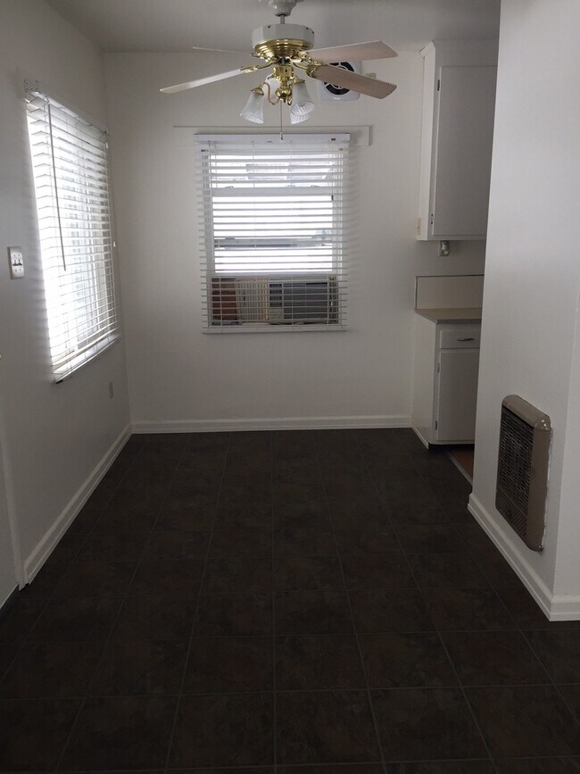 Building Photo - 1 bedroom 1 bath