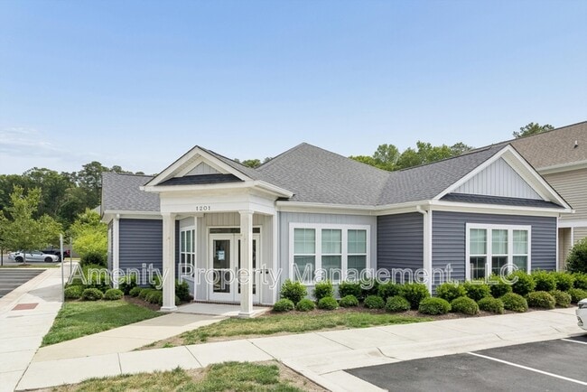 Building Photo - 2403 Trafton Pl