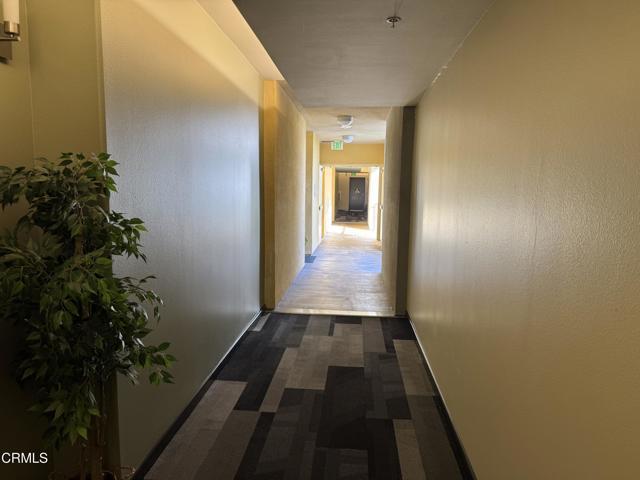 Building Photo - 250 N 1st St