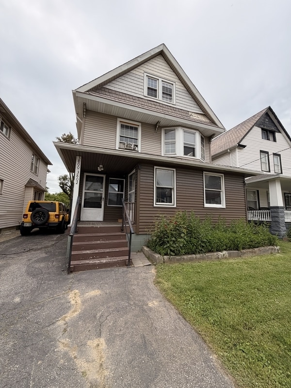 Building Photo - 3802 Poe Ave