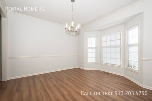 Building Photo - 18880 W 116th St