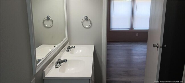 Building Photo - 4910 Charger Ct