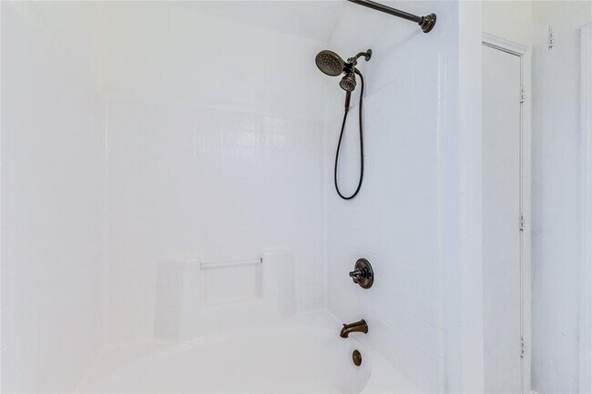 Building Photo - 1103 Madison