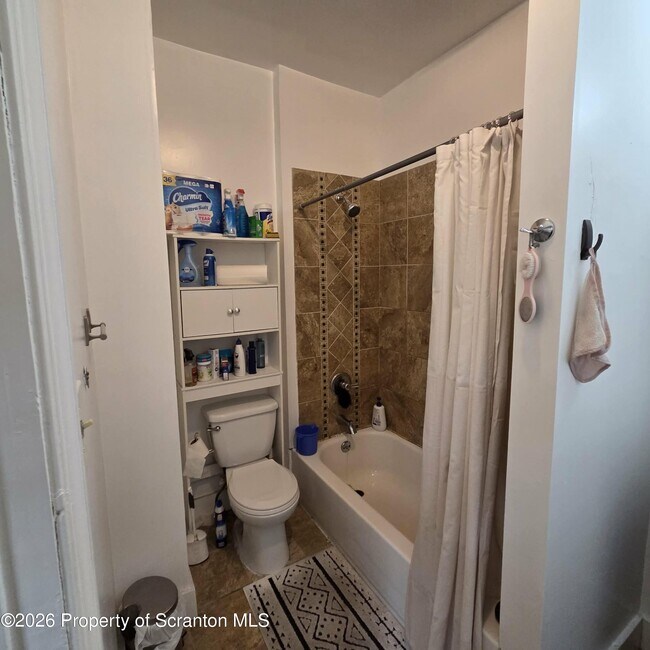 Building Photo - 224 Harrison Ave