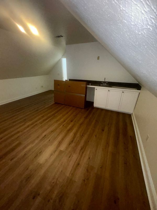Building Photo - 375 Amber Leaf Dr