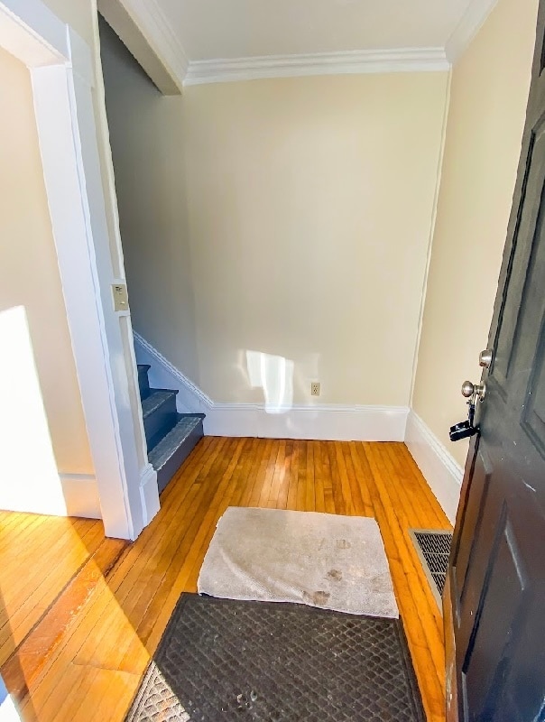 Building Photo - 15 Weston St