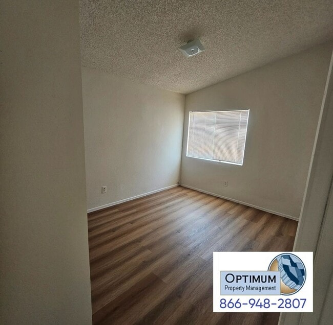 Building Photo - Charming Two-Story Home with 3 Bedrooms, 3...