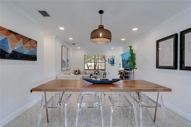 Building Photo - 16102 SW 98th Ave