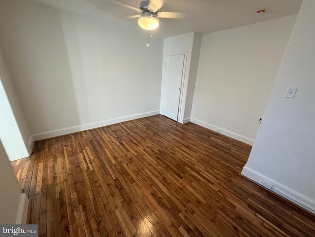 Building Photo - 1206 Green St