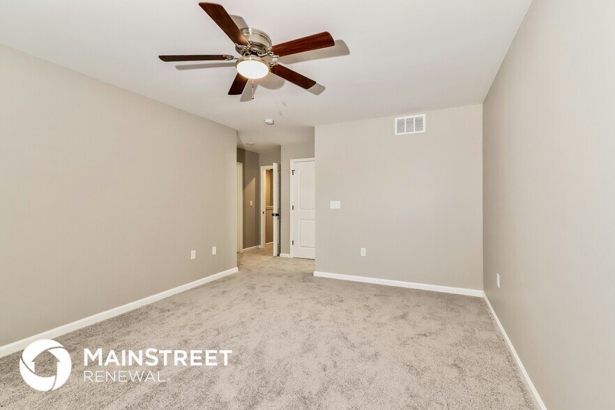 Building Photo - 2099 Paddle Wheel Dr