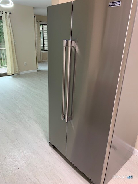 Building Photo - 18 Greenbriar Dr