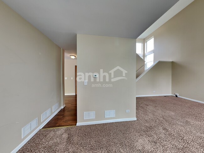 Building Photo - 2387 N Lancaster Ln