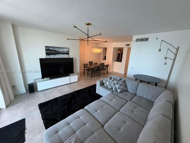 Building Photo - 3330 NE 190th St