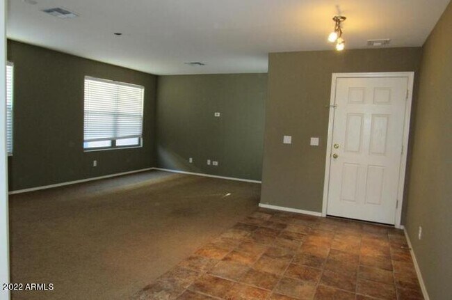 Building Photo - 1927 W Fruit Tree Ln