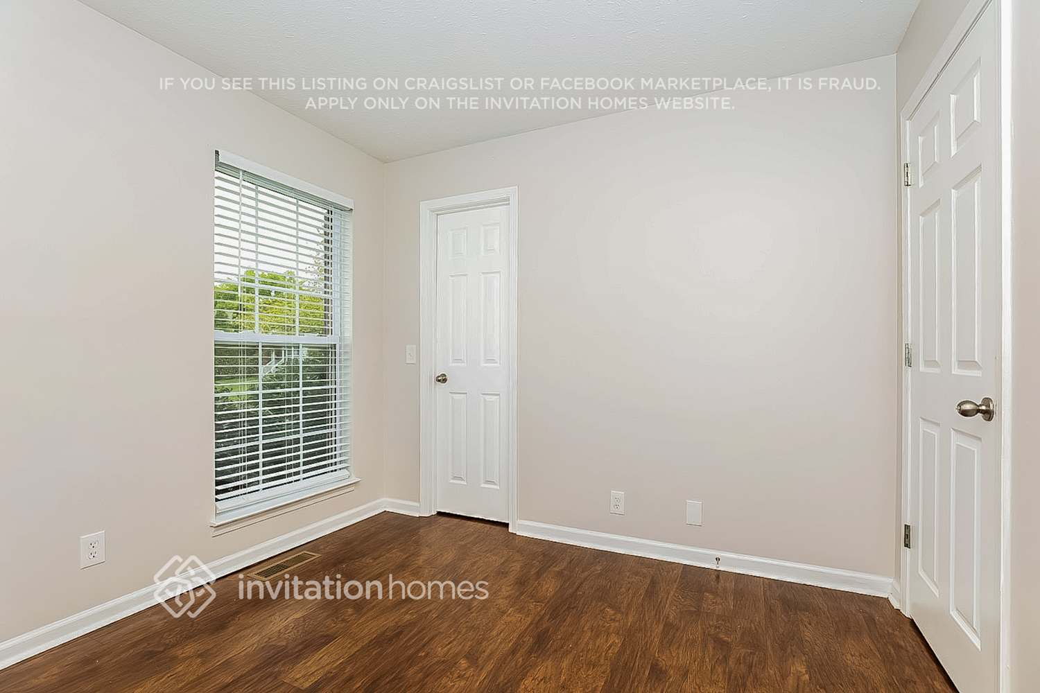 Building Photo - 497 Laramie Dr