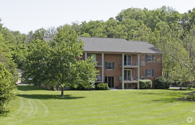 Primary Photo - Inverness Apartments