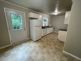 Building Photo - 109 Lansdale Rd