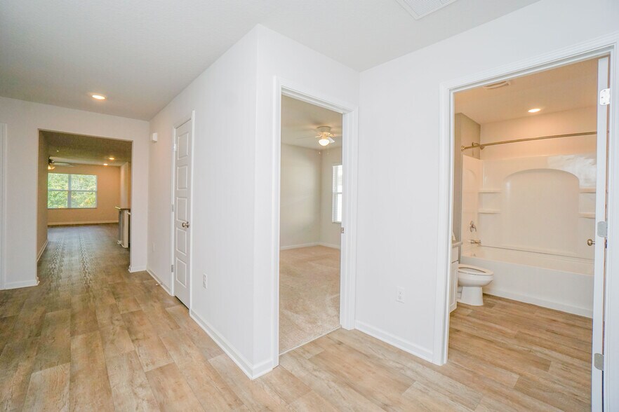 Building Photo - 2379 Kirkwood Dr