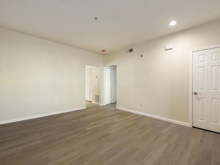 Building Photo - 950 Campoy St