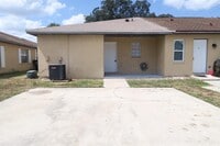 Building Photo - 1513 Sophie Blvd