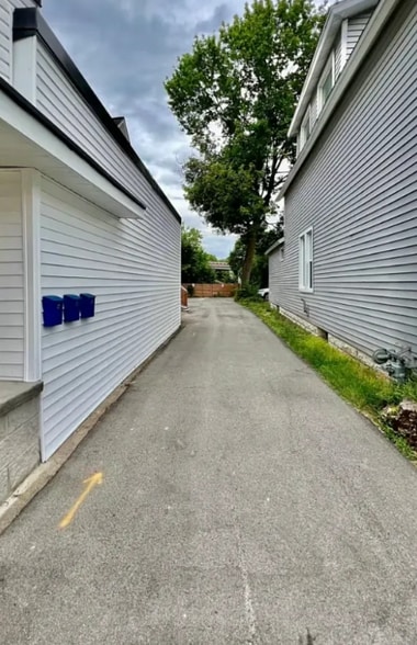 Building Photo - 1205 Bridge St NW