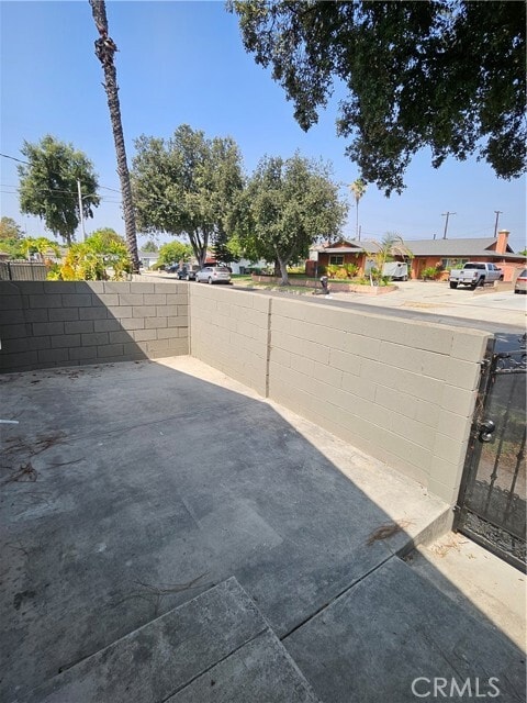 Building Photo - 439 N Rennell Ave