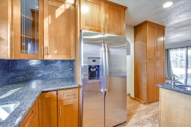 Building Photo - 2651 Poplarwood Way