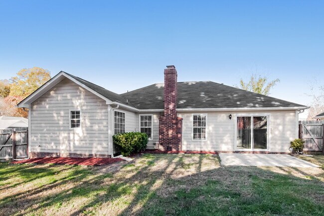 Building Photo - 4009 Beaverbrook Dr